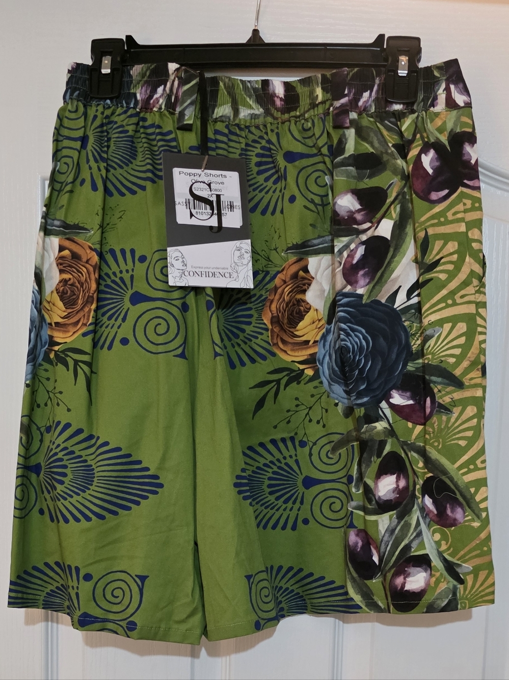Sassy Jones Olive Grove Poppy Shorts Green Floral & Blue Accent - Picture 2 of 3